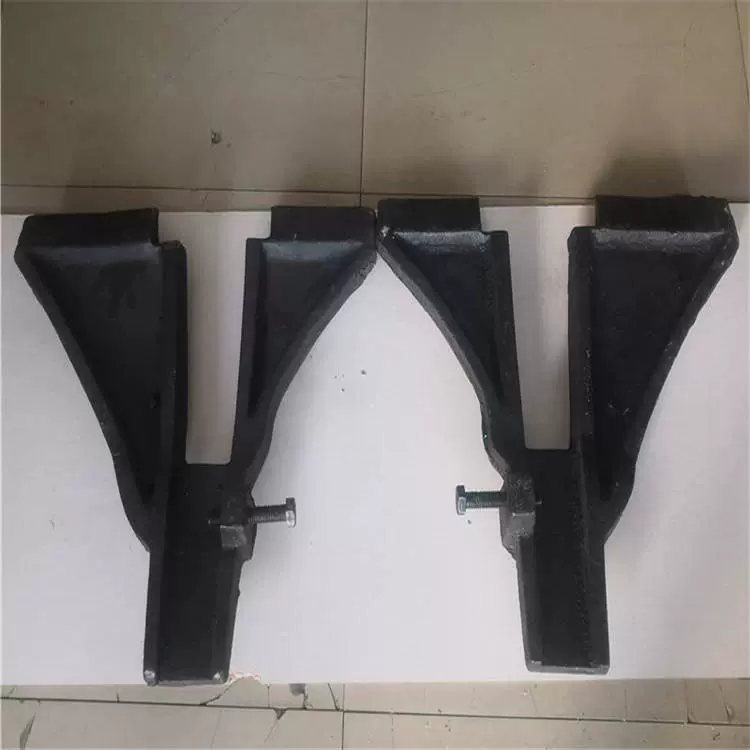 钢轨上道器规格齐全 轨道复轨器人字形复位器铁路