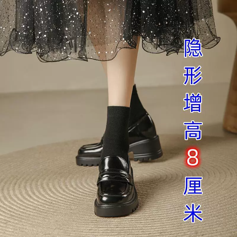 Повышенная Маленькая кожаная обувь на толстой подошве 2023 Новые лоферы в британском стиле Маленькие слипоны, приподнятые однослойные туфли небольшого размера для женщин