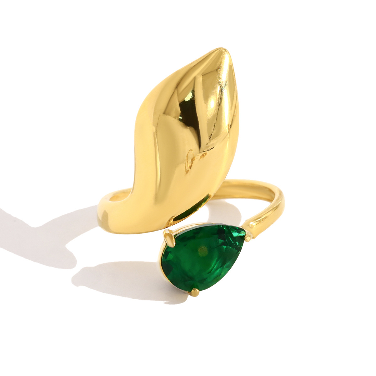 Vintage Emerald Zircon Ring For Women Irregular Simple Design_voghion.com