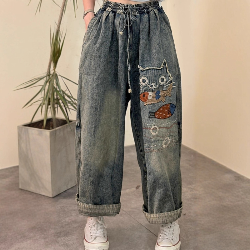Cartoon Embroidered Jeans 2025 Autumn New Style Artistic Retro Elastic Waist Large Size Cuffed Long Pants for Women 8980