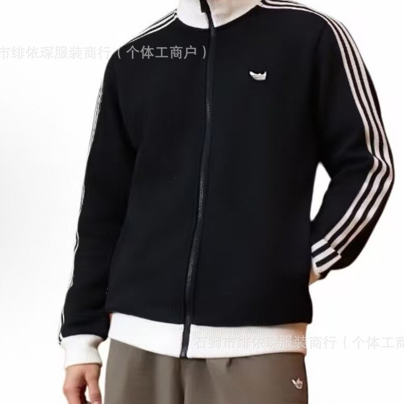 Stand-up collar jacket, spring and autumn style, three-stripe sports coat, casual versatile couple's style, trendy fashion top, new model