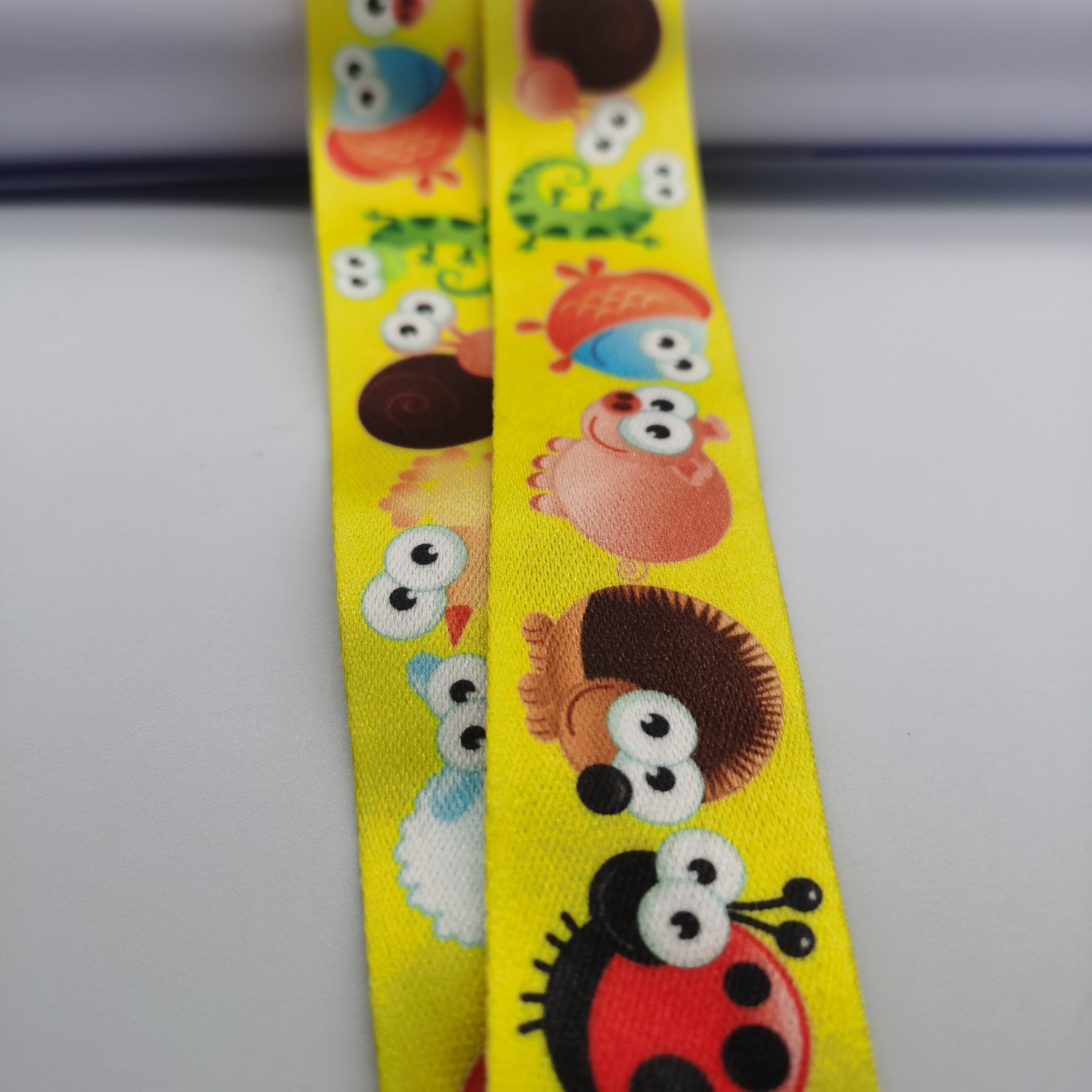 工厂供应卡通鲜艳彩色保温杯挂带可爱涤纶学生用水壶带通用水杯|ms