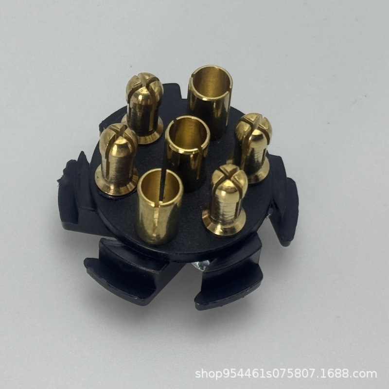 7-Core Plastic Plug 7-Core Plug Socket Plastic Foldableing Shell Trailer Connector Trailer Accessories 12V European Style