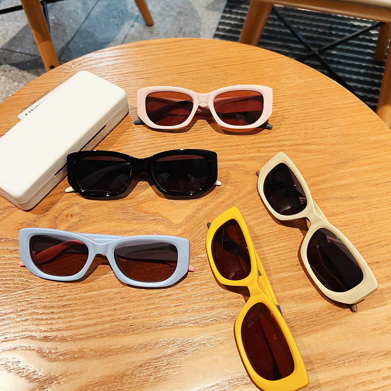 Y2K Retro Blue Square Sunglasses for Women 2024 New Dopamine Style Round Face Photo Sunglasses High-End