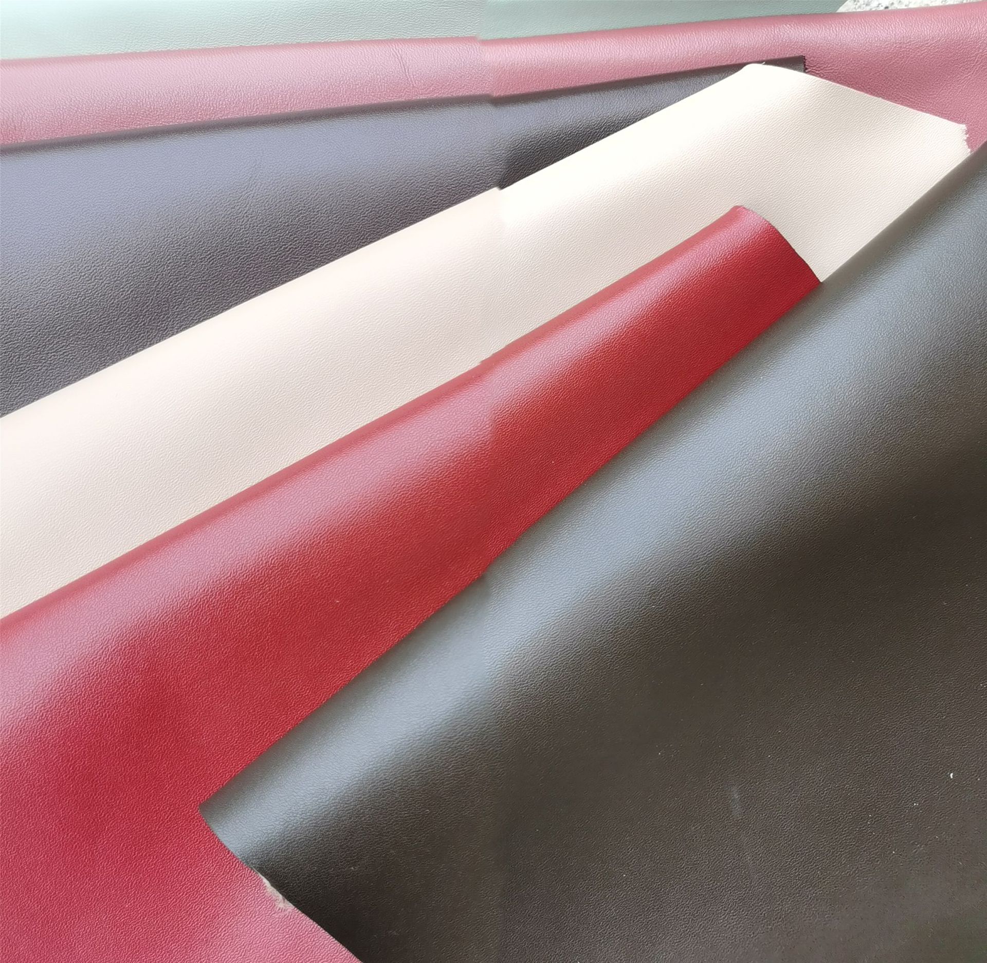 现货供应箱包手袋用头层软纳帕牛皮男女鞋用皮料