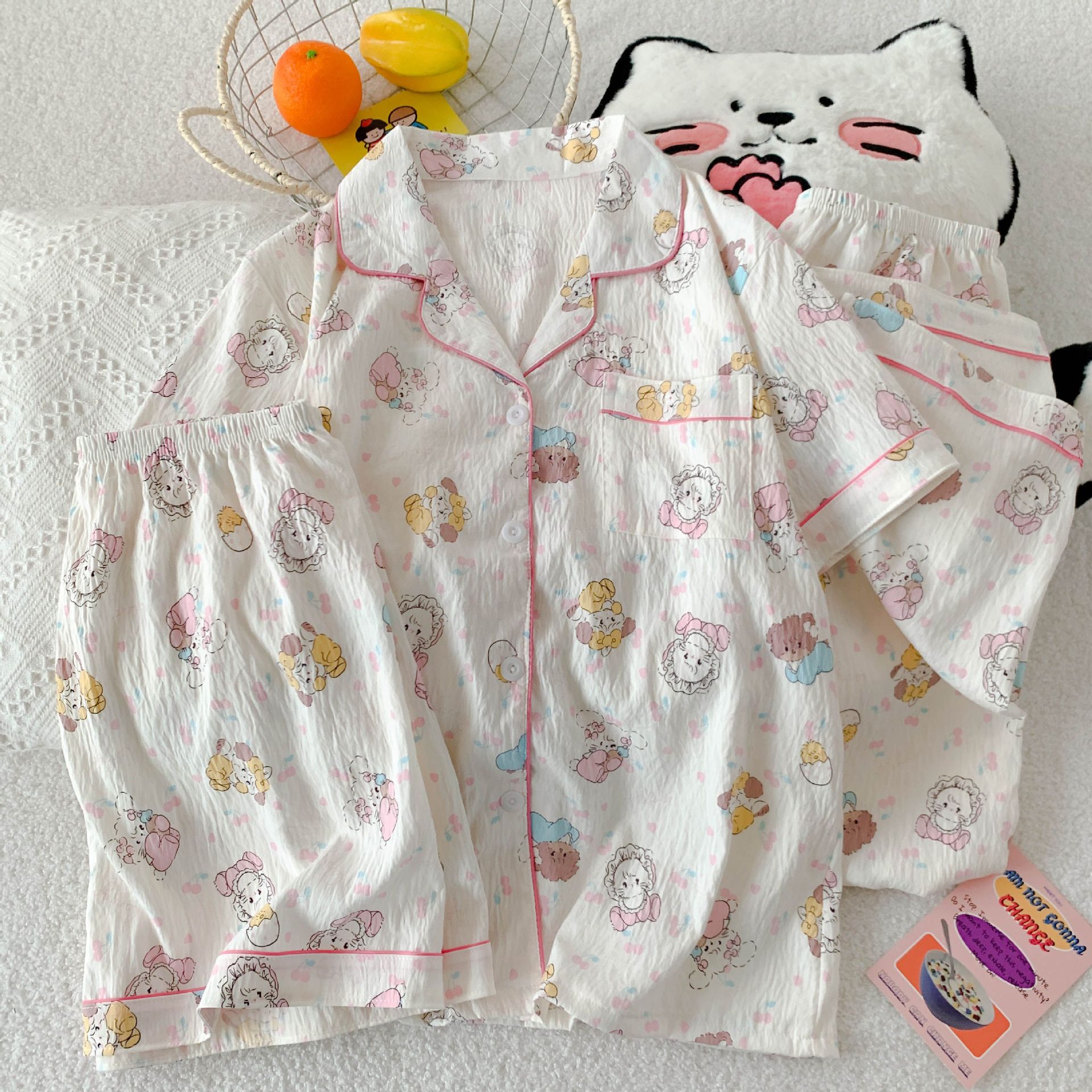Cross-border tiro real nube de verano solapa de algodón cárdigan de tres piezas pantalones cortos de manga corta pantalones pijamas ropa de casa de dibujos animados para mujer