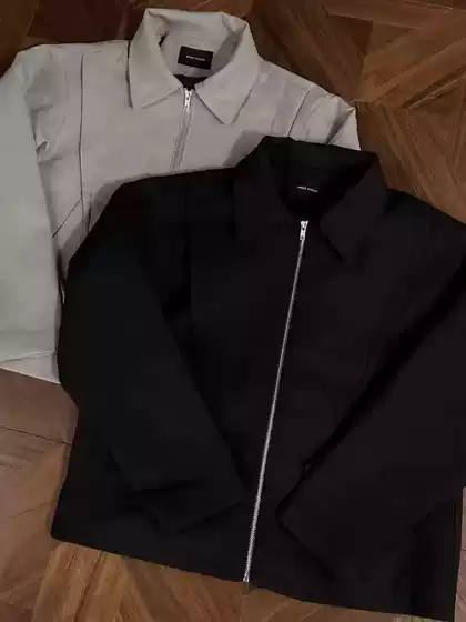 American Vintage Asymmetrical Zip-Front Bomber Jacket with Collar and Hinged Panel Detail, Unisex Clean Fit for Spring and Fall