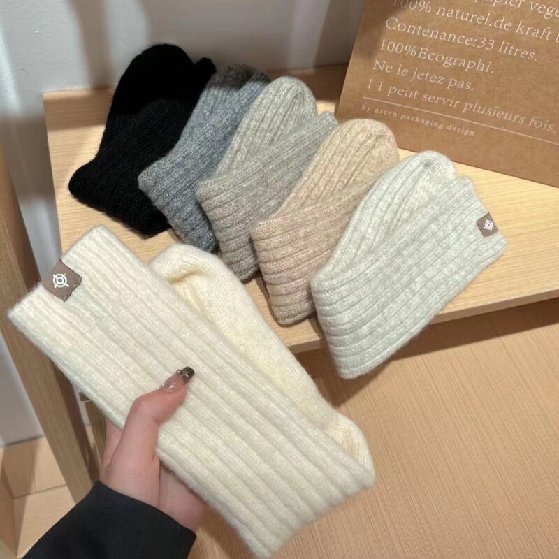 Women's socks winter fleece-lined thick wool mid-calf socks soft glutinous fluffy wool socks Korean style simple solid color pile