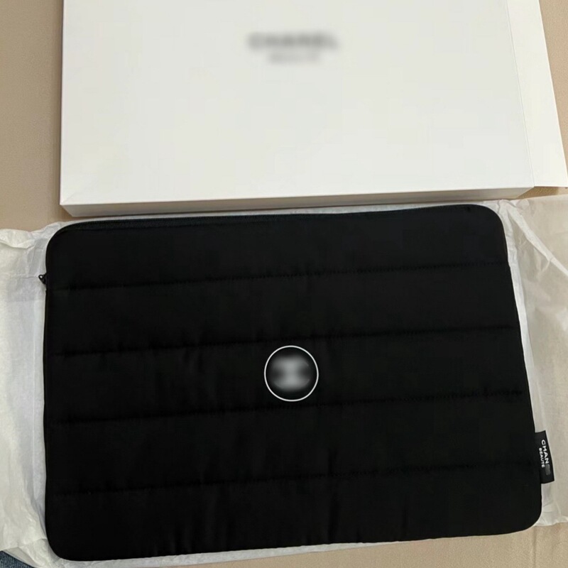 Points Exchange Gift Classic Laptop Bag Black and White Cotton Storage Clutch Bag Convenient and Large Capacity for Travel