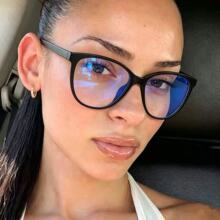 ʱ��2026�¿����������۾��� ������Ůͬ�������ӷ�����ƽ�⾵