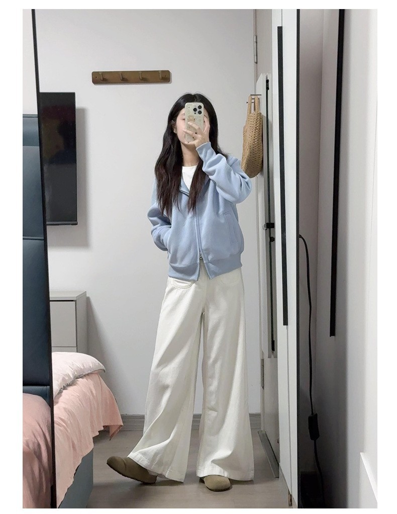 Casaco curto cinza com capuz, modelo slim, para mulheres, outono/inverno 2026. Novo modelo com zíper e gola cardigã._voghion.com