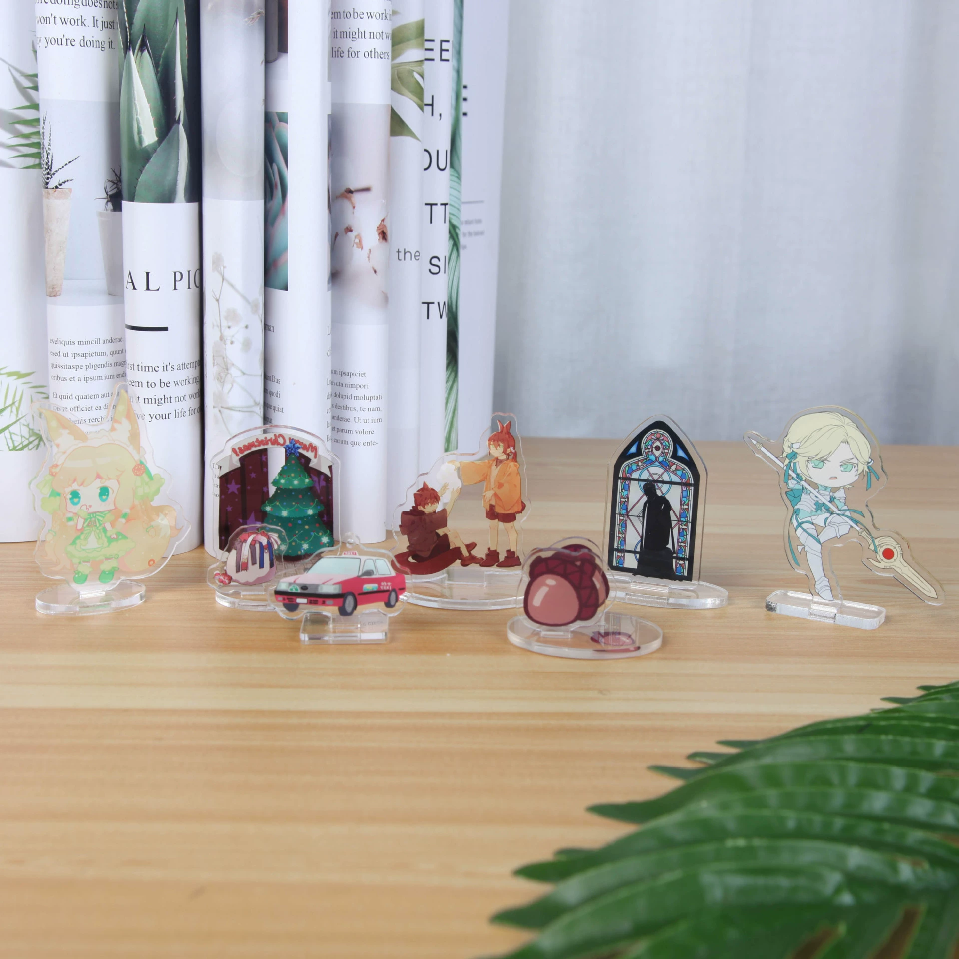 Оптовая продажа объемных акриловых фигурок знаменитостей и персонажей мультфильмов от производителя, в наличии