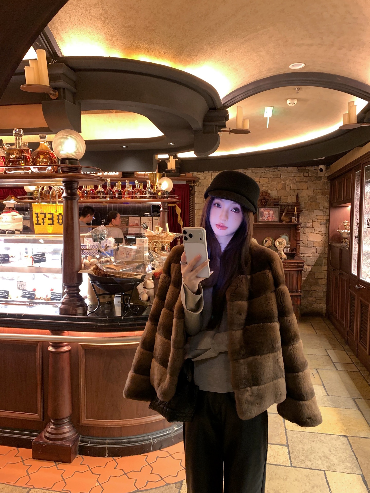 Rex imported rex rabbit fur coat, stand-up collar, chinchilla pattern, luxurious rabbit fur, autumn/winter fashion, women's fur clothing