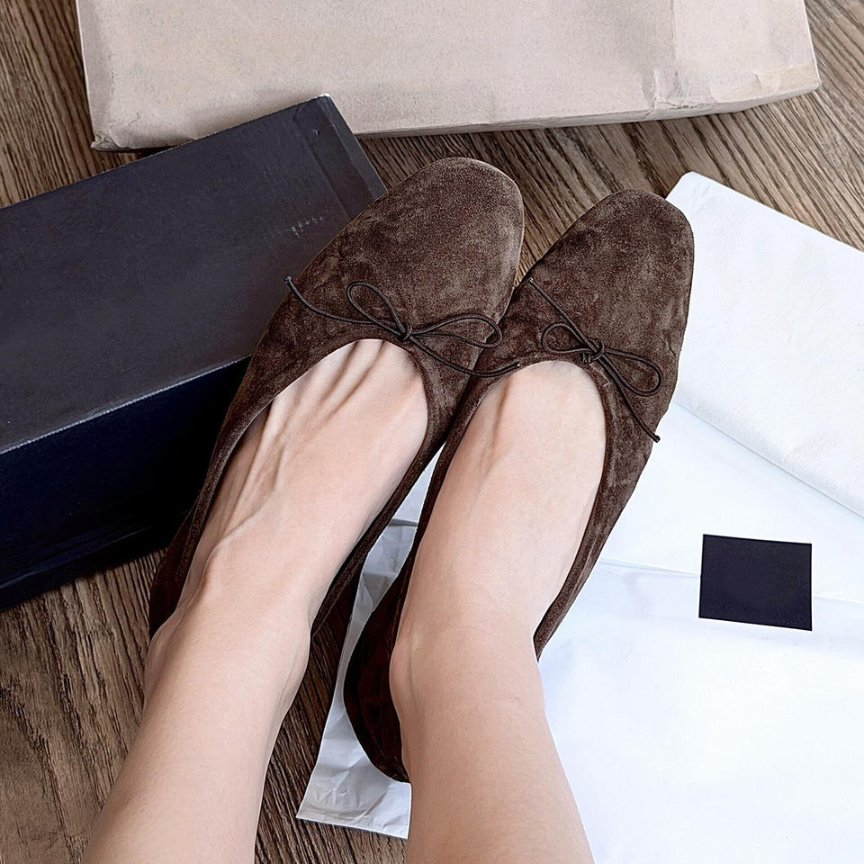 Giày búp bê nữ da bò đính nơ phong cách retro, đế bệt mũi tròn xỏ chân cổ thấp — Màu nâu (da)