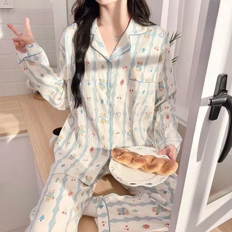 Ins pijamas de oso de dibujos animados japoneses modelos de primavera y otoño para mujer 2025 nuevo estilo se puede usar ropa de casa linda a rayas de manga larga