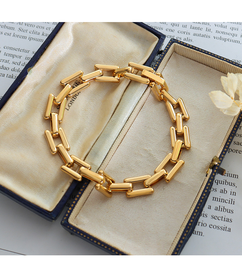 Fashion Square Buckle Metallic Titanium Steel Ornaments Necklace Earrings Set