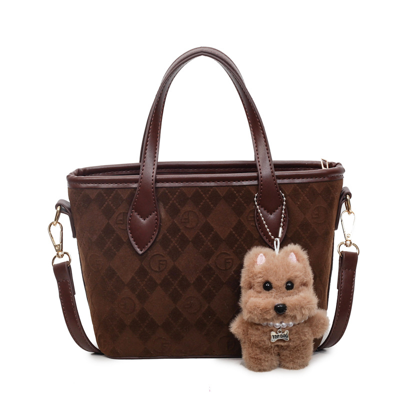 Bolsa de cubo de estilo coreano, bolsa de cestas de platos de mano, mujer, otoño y invierno, 2025, nuevo estilo de alta calidad, bolso de hombro de un solo hombro.