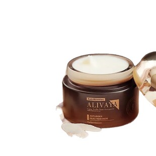 Alivaya��ʿ�M�ں���¶��˪��ɫ���۰��۰׾o�µ��y�����̝�