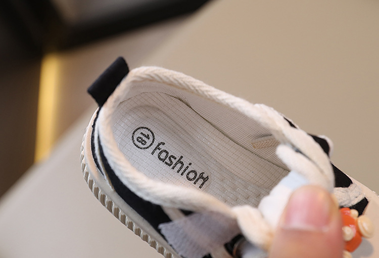 Barncanvas 2023 Vår och höst Pojkar Casual Shell Head Girls Cookie Mjuk sula Babyskor_voghion.com