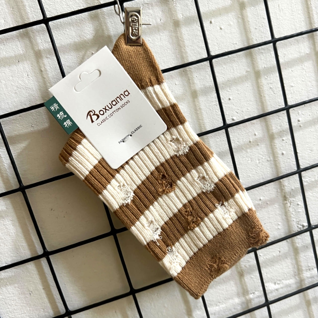 ¡Aguja doble de alta calidad! Calcetines rasgados a rayas estilo japonés calcetines de pila de media pantorrilla de mujer ins medias de mendigo de moda al por mayor