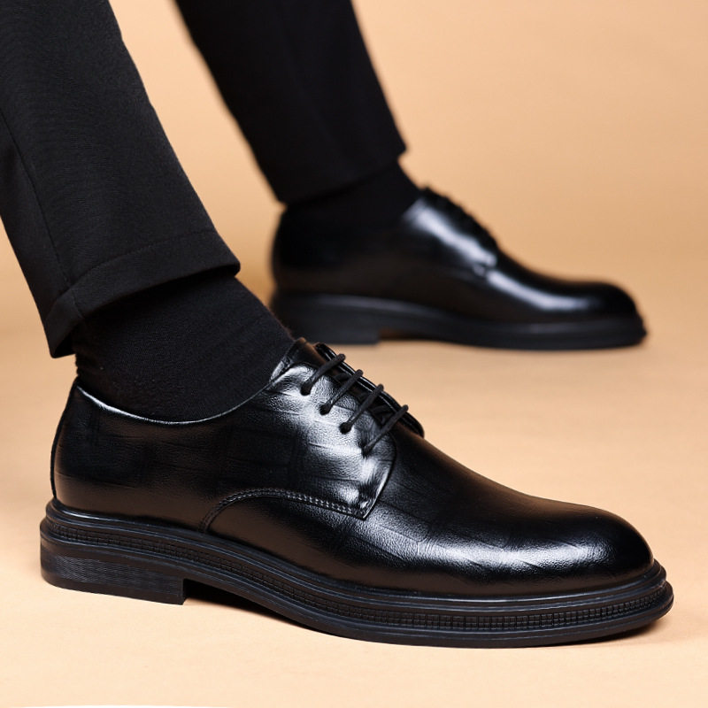 Giày da nam Derby công sở màu đen, mũi nhọn, đế dày tăng chiều cao 6 cm, buộc dây — màu đen, Họa tiết khoét rỗng màu đen, Đen tăng chiều cao 6CM