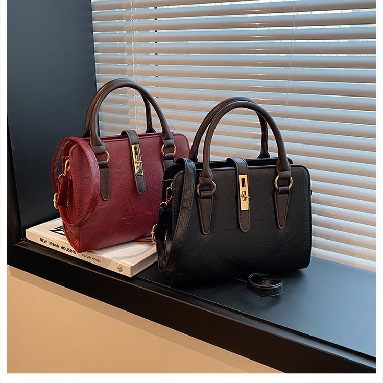 Ladies Crossbody Shoulder Bag Versatile Small Square Handbag_voghion.com
