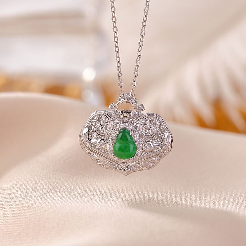 Mặt dây chuyền hình túi rỗng bầu cổ điển bạc S925 mạ vàng đính ngọc lục bảo — Kiểu bạc (không có dây chuyền)