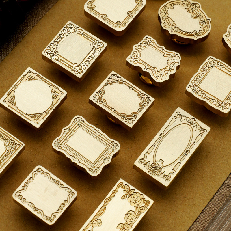 Marco de fotos de color europeo cabeza de cobre sello de pintura de fuego cabeza de sello de latón simple frontera retro Serie suministro directo de fábrica al por mayor