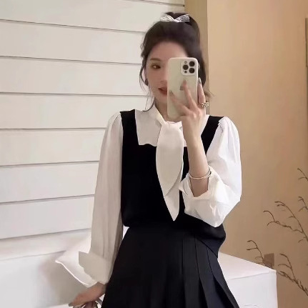 College Style Design Contrasting Color Splicing Fake Two-Piece Shirt Women's New Autum Shirt Age-Reducing Chic Floating Collar Top