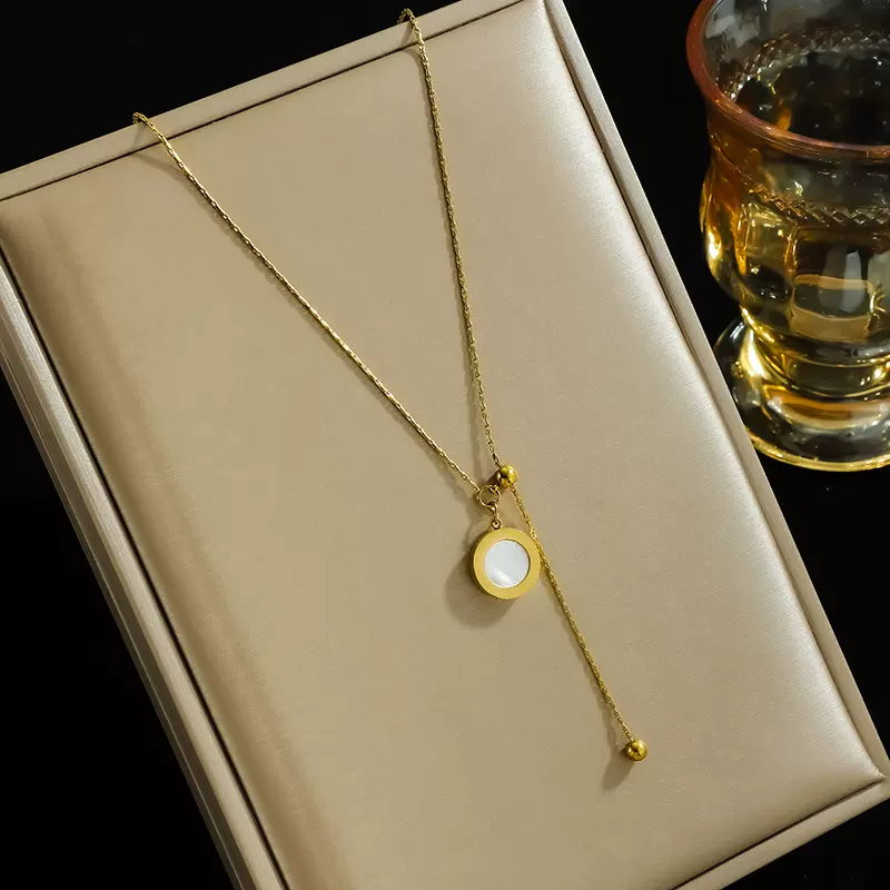 复古法式高级感黑白双面项链女款2025年新款抽拉锁骨链轻奢不掉色