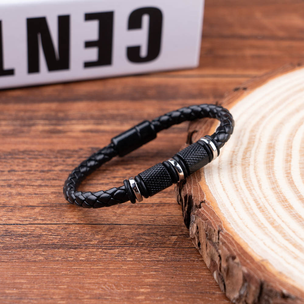 Casual Retro Simple Style Geometric Pu Leather Metal Men's Wristband Men Cord & Leather Bracelets display picture 1