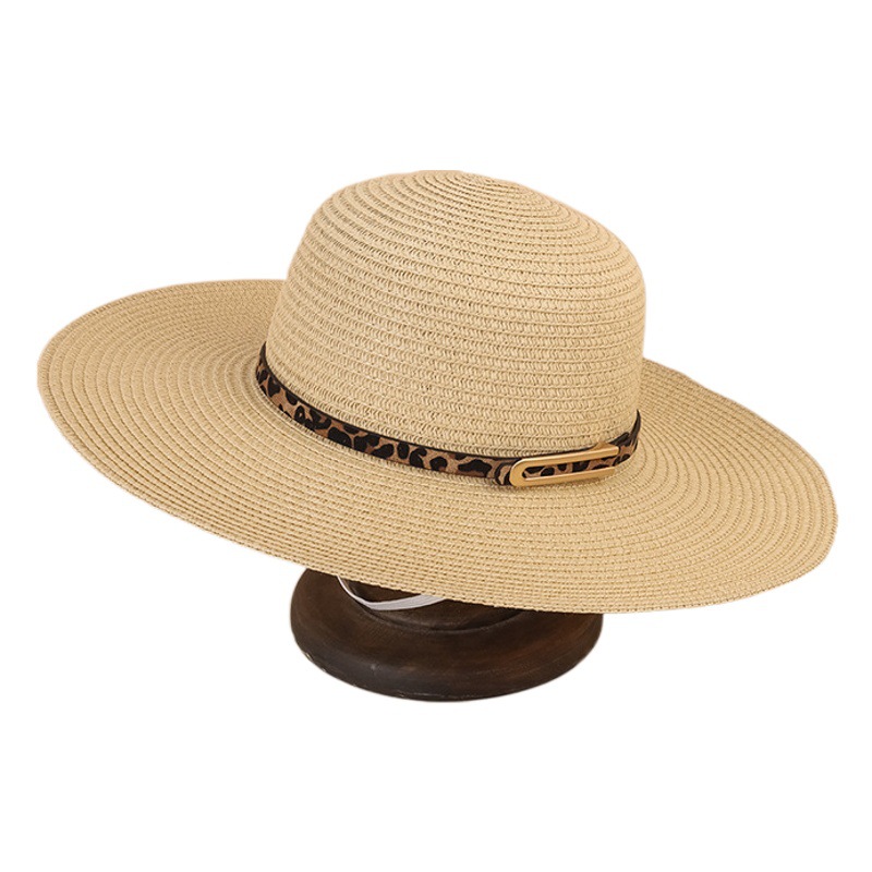 Sombrero beige verano nueva moda de ala ancha a prueba de sol sombrero fresco de moda femenina cinturón de estampado de leopardo coreano sombrero de paja de ala grande Masculino