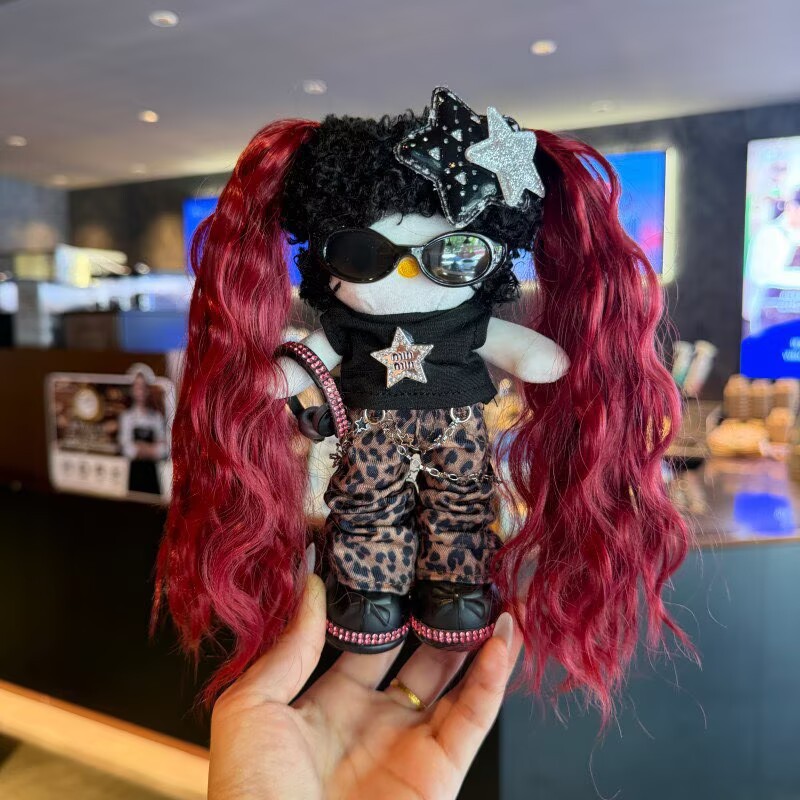[Qo'g'irchoqlarni o'z ichiga oladi] Yaponcha uslubdagi seksual qiz Kitty peluş qo'g'irchoq kalit zanjiri ulgurji parik ko'zoynak chiziqli qo'g'irchoq ryukzak