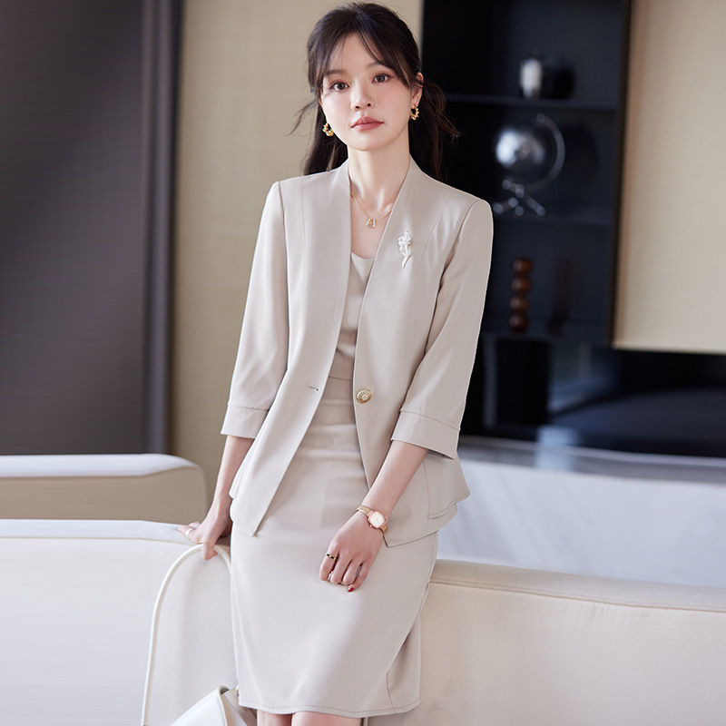 Apricot small suit jacket for women 2024 spring and summer new professional temperament fashion dress women's suit suit