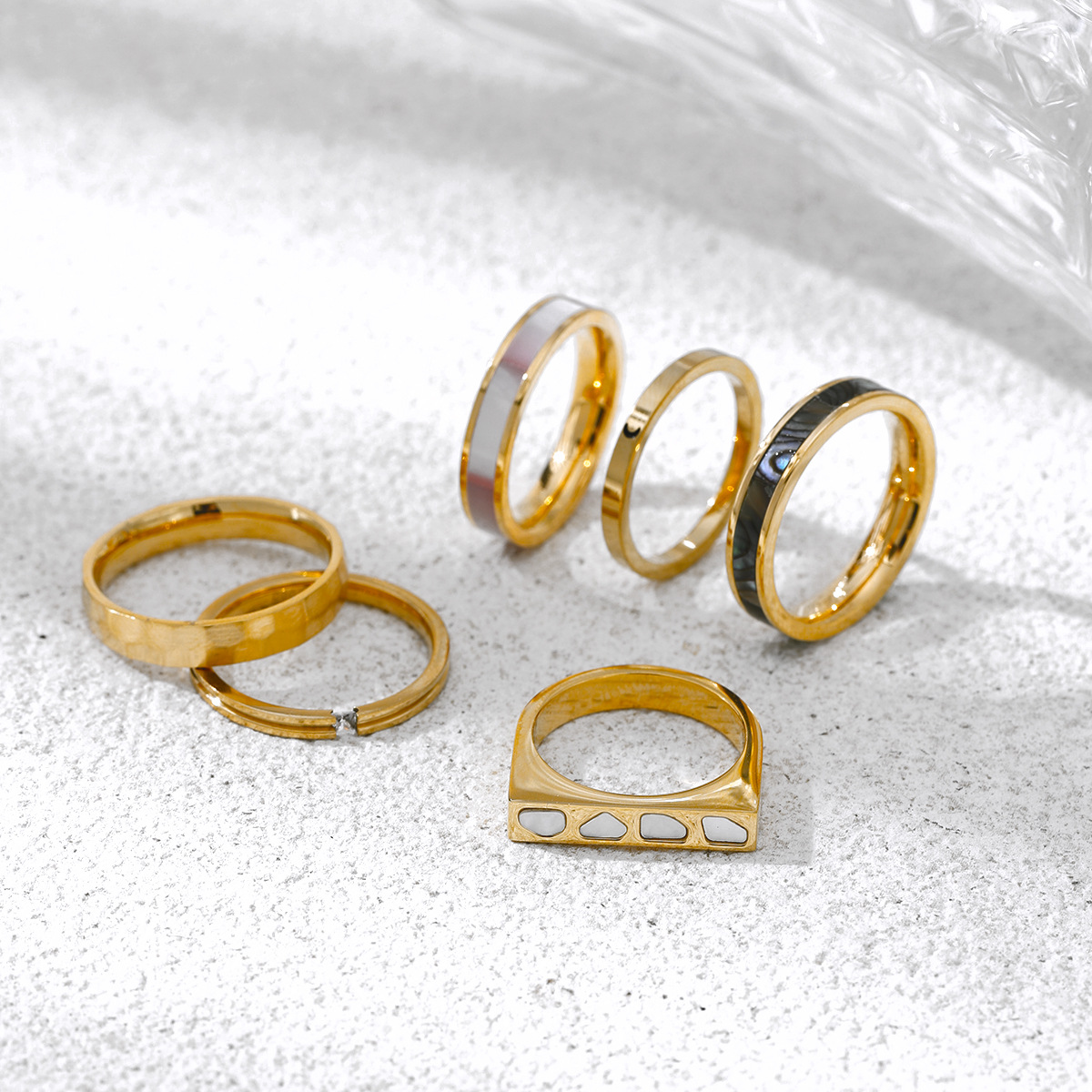 Anillo de acero inoxidable para mujeres no se pierde la cara de pigmento simple anillo de acero inoxidable de lujo ligero nicho popular