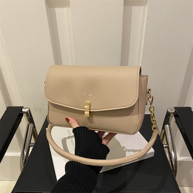 2025 primavera y verano nuevo estilo extranjero bolso axilar otoño y invierno minimalista bolso de hombro de diseño nicho bolso de textura