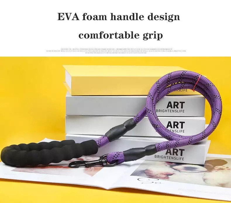 Nachtreflektierende Nylon-Rundleine mit Schaumstoff-Zugband für mittlere und große Hunde, mehrfarbig_voghion.com