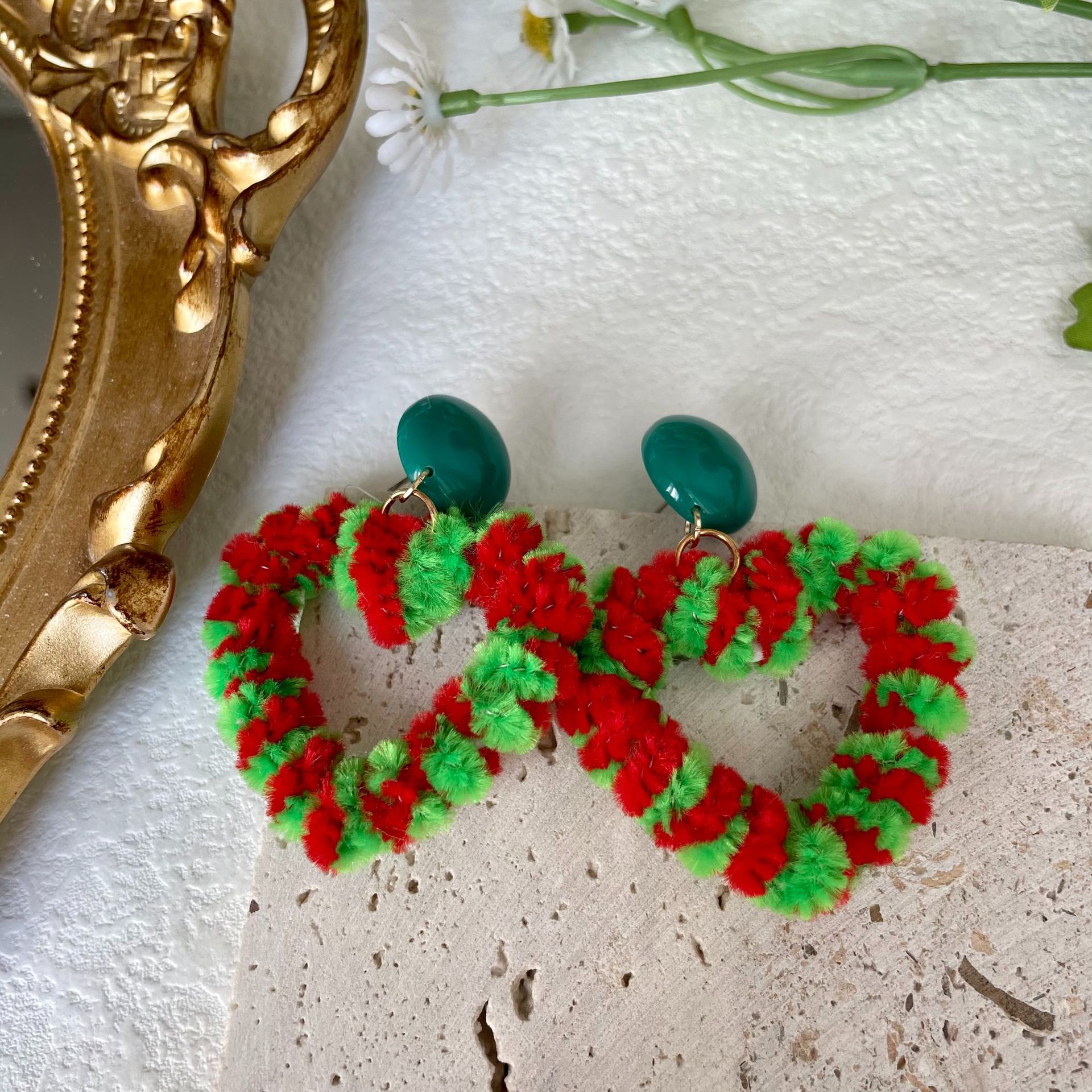 Autumn and winter plush red and green contrasting love earrings…