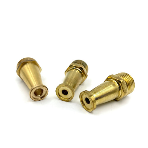 All-copper 4-way external-thread high-pressure water gun nozzle for car washing, watering, and fire fighting—complete with a hose reel, copper connector, and 6-way distribution fittings.