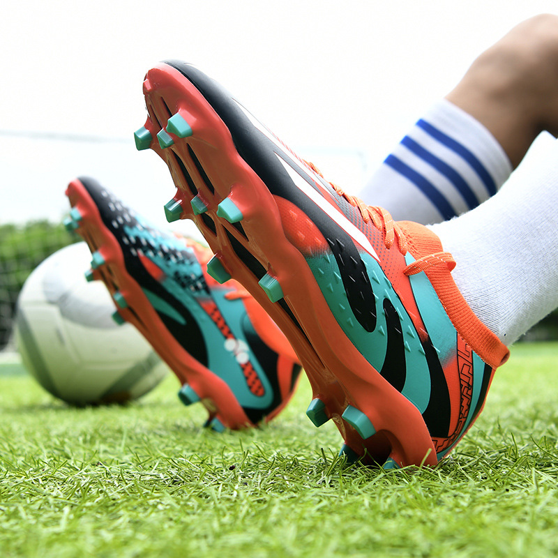 2025 nuevos zapatos de fútbol juveniles transfronterizos hombres y mujeres de clavos bajos zapatillas de fútbol fábrica directa