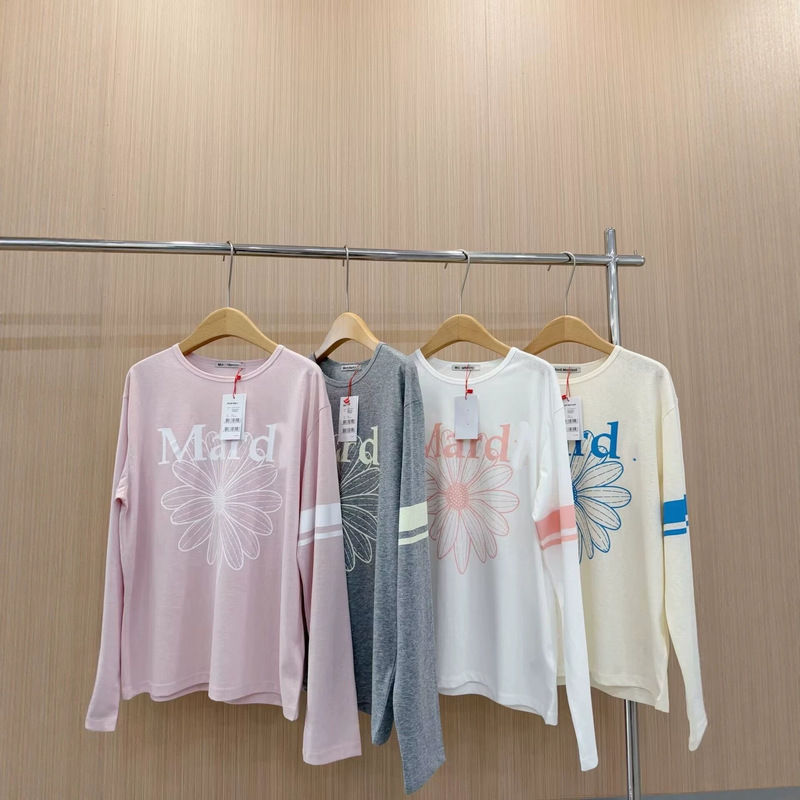 Loose Round Neck Long Sleeve T-Shirt for Women, Daisy Print, Korean Style, Versatile Sun Protection Top, Multiple Colors, Wholesale Loose Round Neck Long Sleeve T-Shirt for Women, Daisy Print, Korean Style, Versatile Sun Protection Top, Multiple Colors, Wholesale