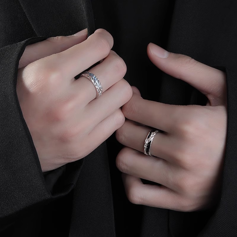 Anello Shadow per uomo e donna, transfrontaliero, unico, di nicchia, di alta gamma, di tendenza su Instagram, per dito indice singolo_voghion.com