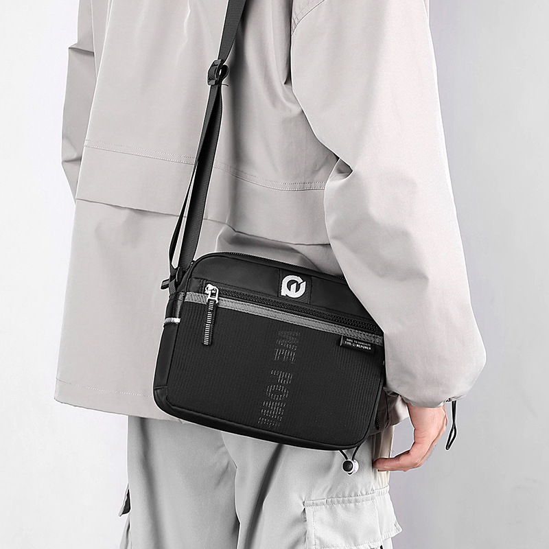 WEPOWER Bolso de hombro para hombre Bolso de mensajero de nailon casual de moda Estilo horizontal Personalidad Marca de moda Bolso de hombro