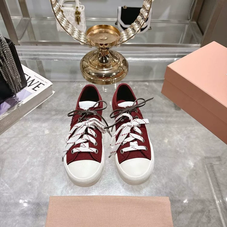 25 новых женских парусиновых туфель на плоской подошве с круглым носком, спортивная повседневная обувь с цветными блоками, женские низкие кроссовки на шнуровке, парусиновые туфли для подиума.