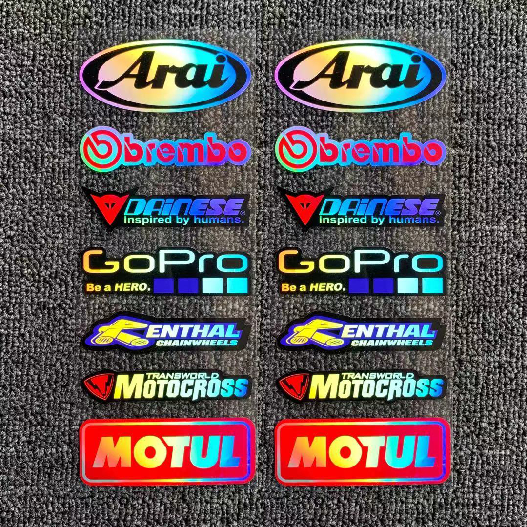 색상은 고정되지 않으며 빛에 따라 변경됩니다.