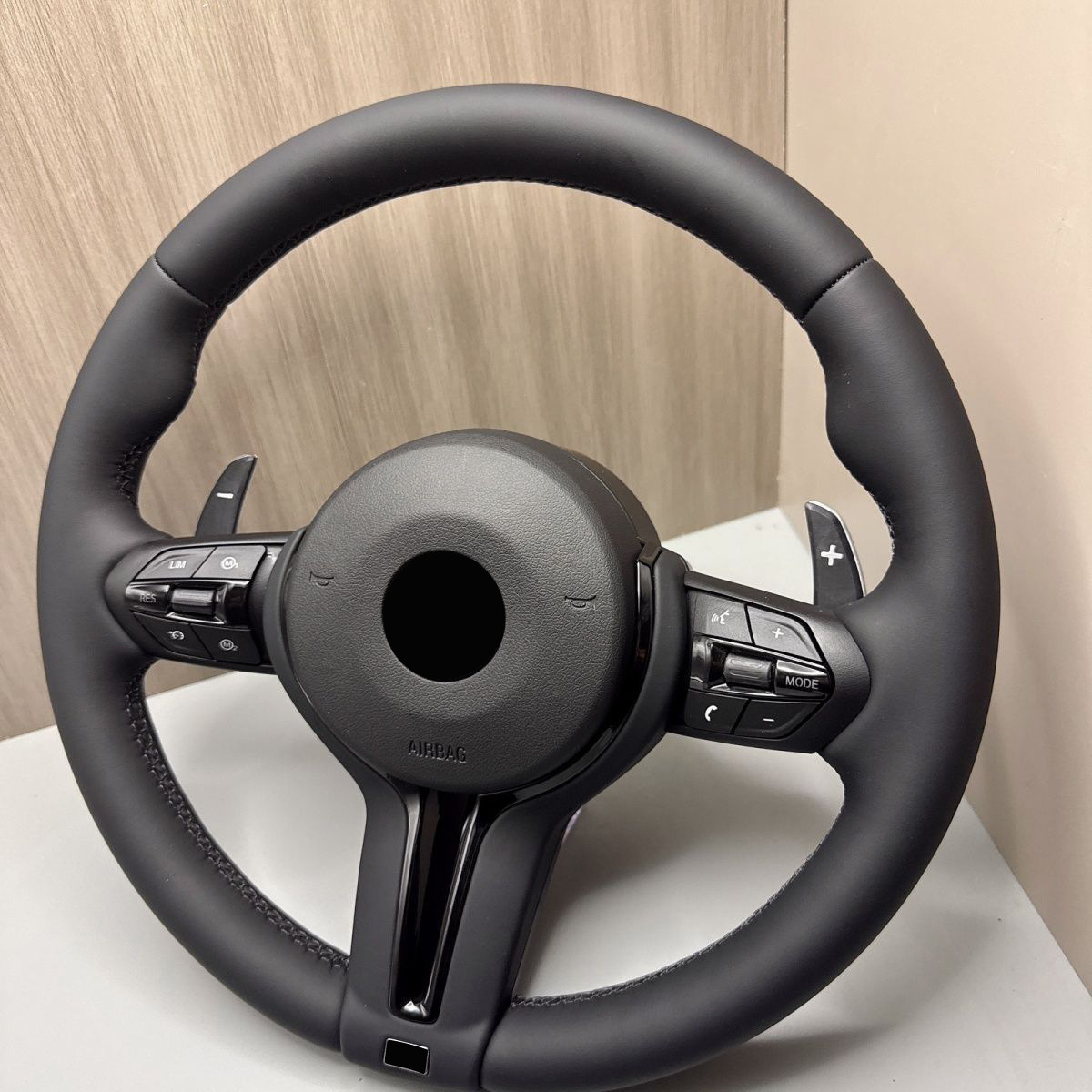 Suitable for BMW steering wheel modification assembly for 1 Series, 2 Series, 3 Series, 5 Series, 7 Series, x1, x2, x3, x4, x5, x6, x7, foreign trade cross-border