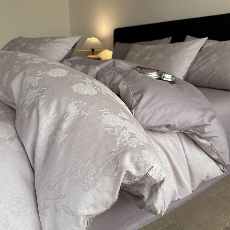 Cama de algodón de lana larga de Xinjiang de clase A de grado materno y infantil, cuatro piezas, 100% algodón único, 60 s, algodón teñido Jacquard, cubierta