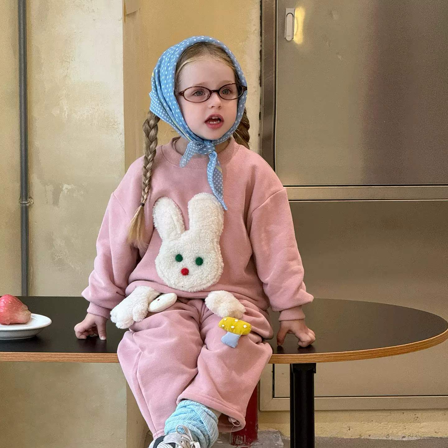 维木童装女童冬装2025新款洋气加绒卫衣超好看儿童衣服女宝宝套装