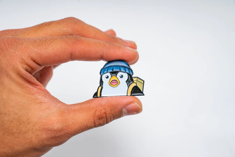 Creative design cute blue trend Japanese brooch