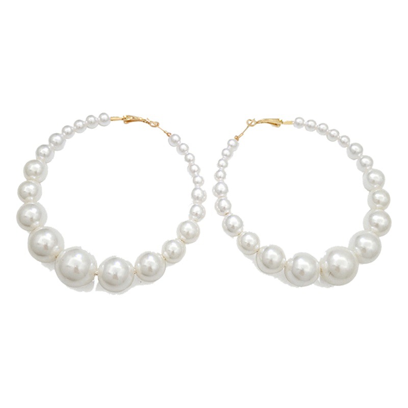 Aguja de plata de gran tamaño pendientes de perlas de moda francesa de alto grado pendientes de temperamento retro exagerado nuevos pendientes al por mayor para las mujeres